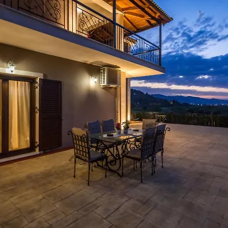 Villa Maggie Alonia
