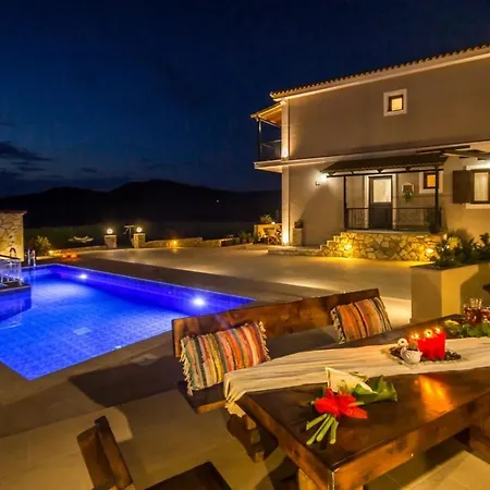 Villa Maggie Alonia *